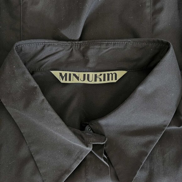 MINJUKIM BLACK CORSET CROPPED SHIRT (40) - Picture 5 of 8